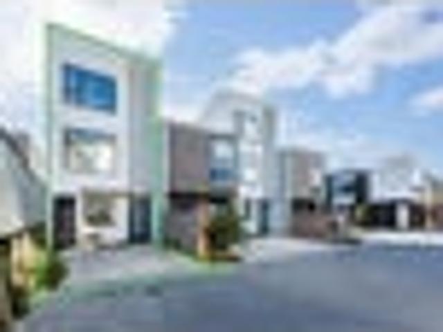 Townhouse for sale in Paraparaumu, Wellington