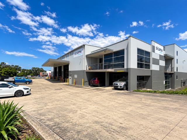 Warehouse for rent in Glendenning, Sydney