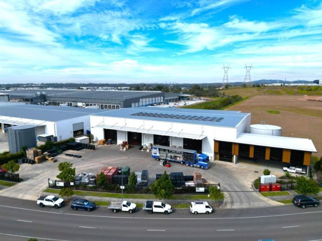 Warehouse for rent in Toombul, Queensland
