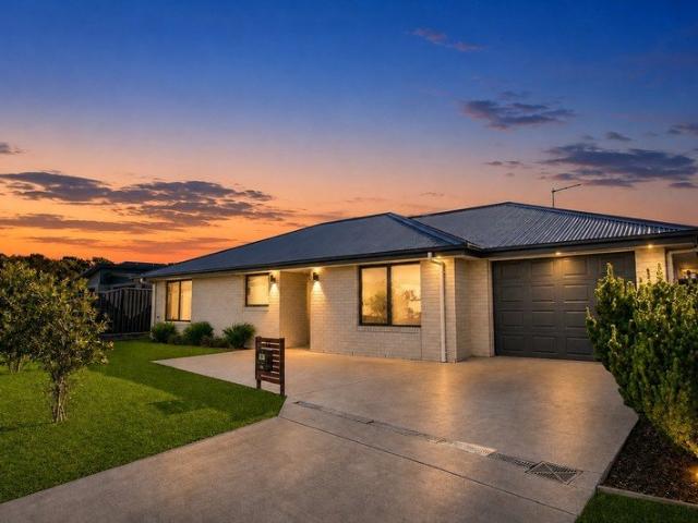Villa for sale in Hawley Beach, Tasmania