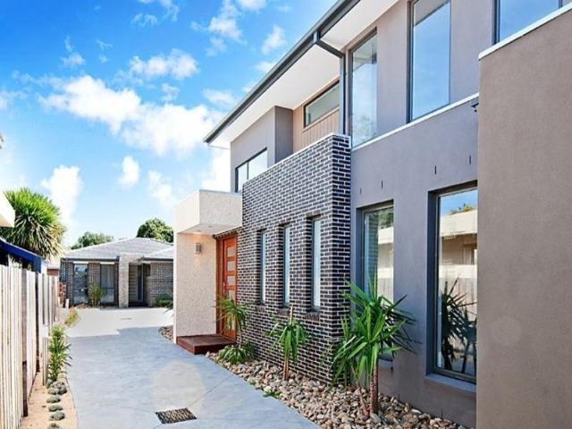 Townhouse for rent in Camerons Creek, Victoria