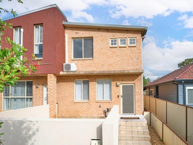 Townhouse for sale in Sydney, New South Wales
