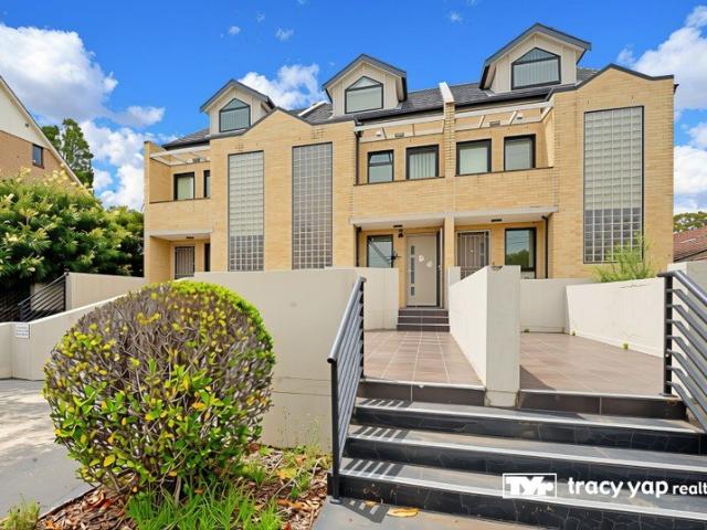 Townhouse for rent in Sydney, New South Wales