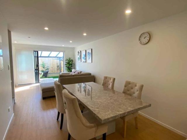 Townhouse for rent in Manurewa