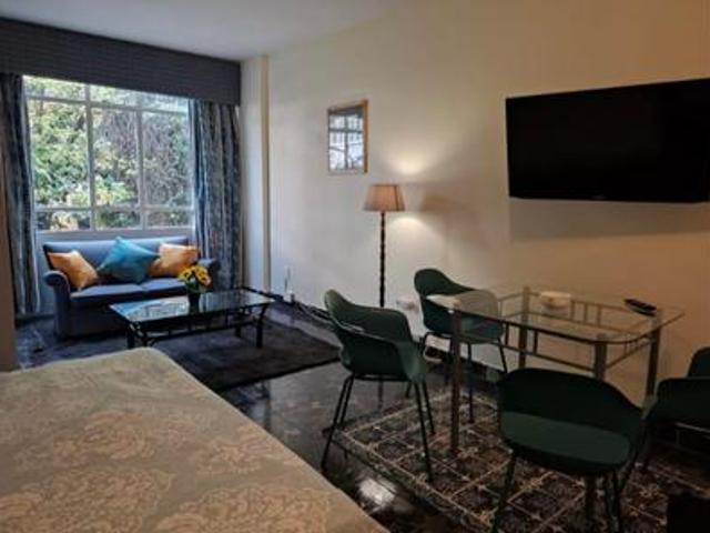 Apartment for rent in Sandton, City of Johannesburg Metropolitan Municipality