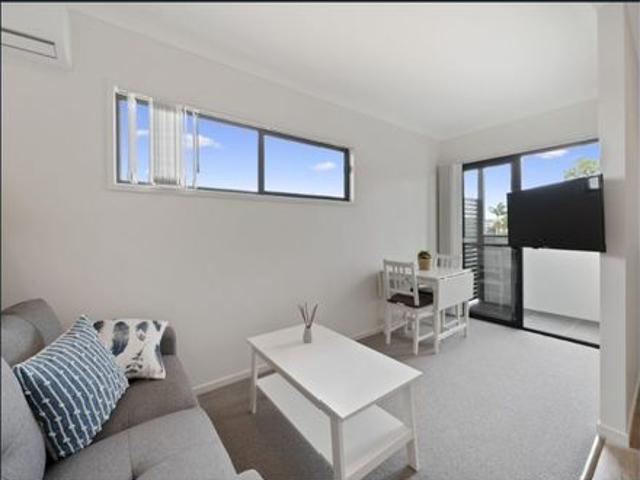 Granny Flat for rent in Toombul, Queensland