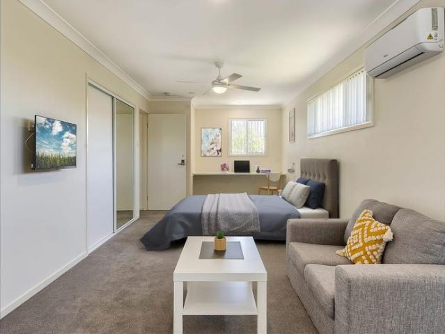 Granny Flat for rent in Toombul, Queensland