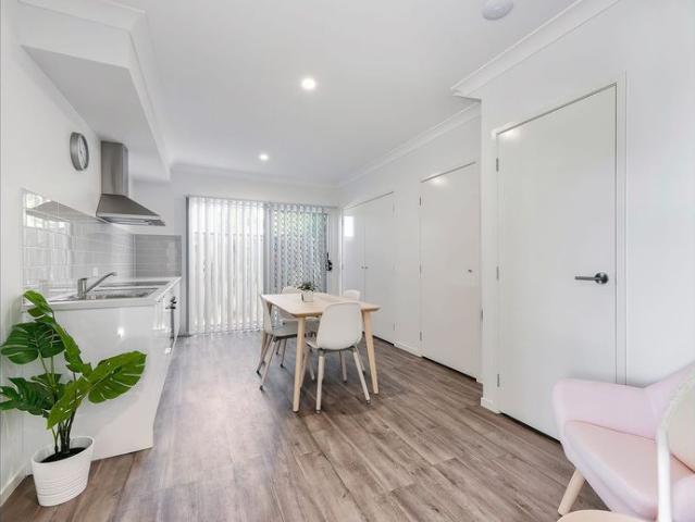 Granny Flat for rent in Toombul, Queensland