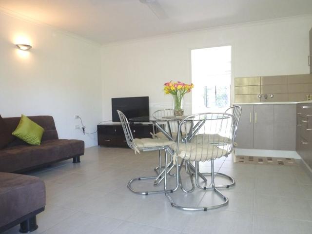 Apartment for rent in Edge Hill, Cairns