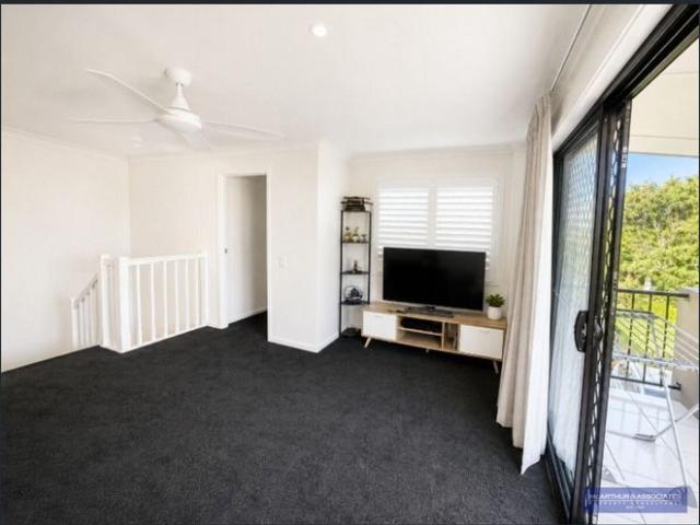 Townhouse for rent in Toombul, Queensland
