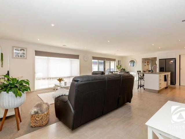 House for rent in Paynesville, Victoria