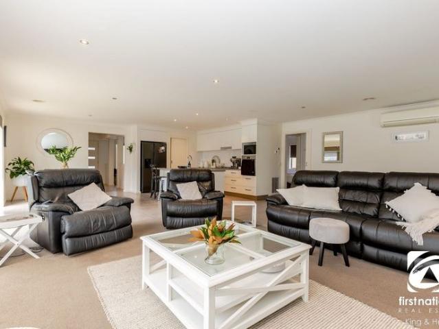 House for rent in Paynesville, Victoria