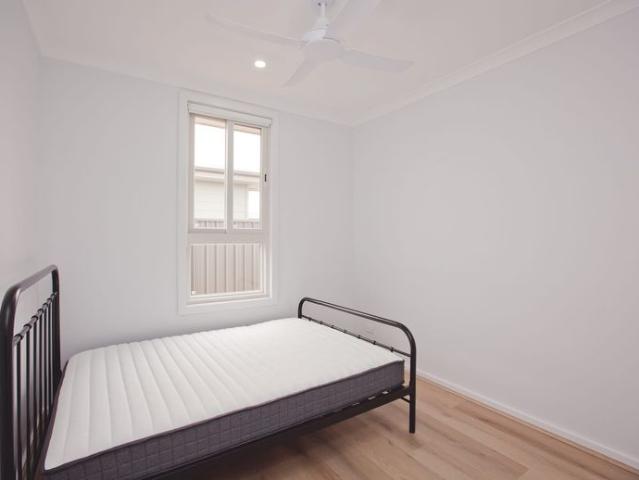 Townhouse for rent in Griffith, New South Wales