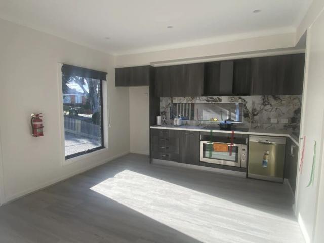 Granny Flat for rent in Camerons Creek, Victoria
