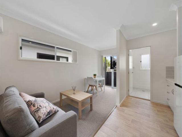 Granny Flat for rent in Toombul, Queensland