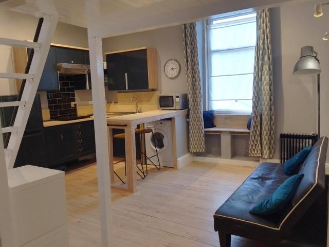 Studio for rent in Gilmerton, Scotland
