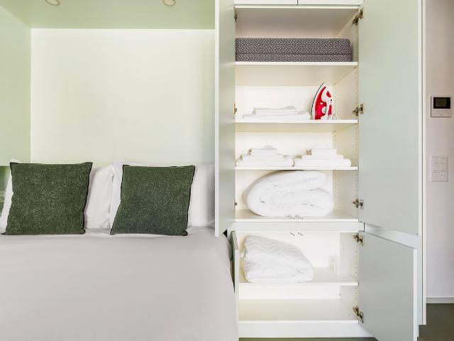 Apartment mieten in Einigen, Zürich