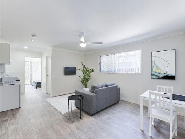Granny Flat for rent in Toombul, Queensland