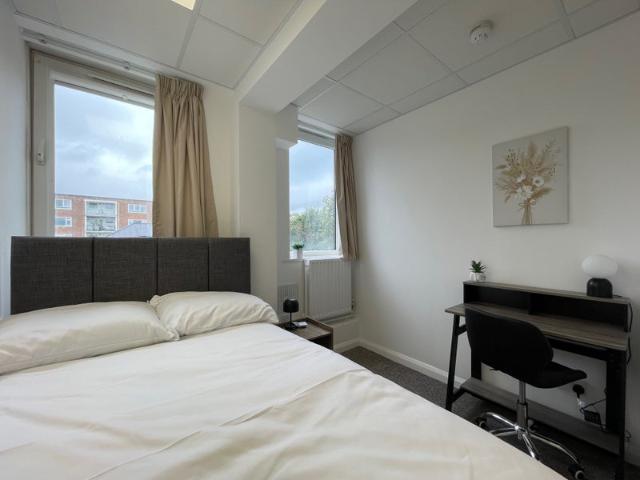 Studio for rent in Brunswick