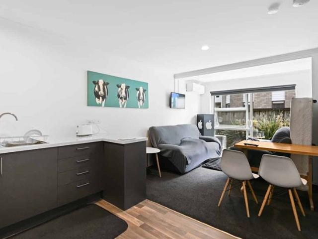 House for rent in Hamilton Central, Hamilton City