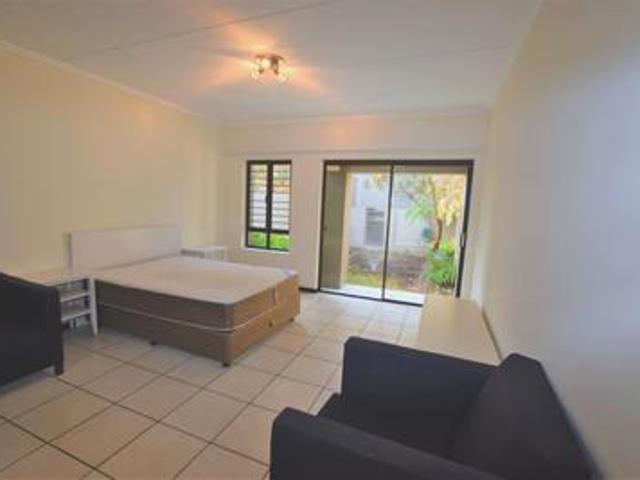 Apartment for sale in Sandton, City of Johannesburg Metropolitan Municipality