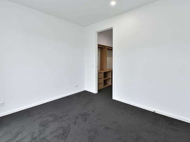 Apartment for rent in Airport West, Melbourne