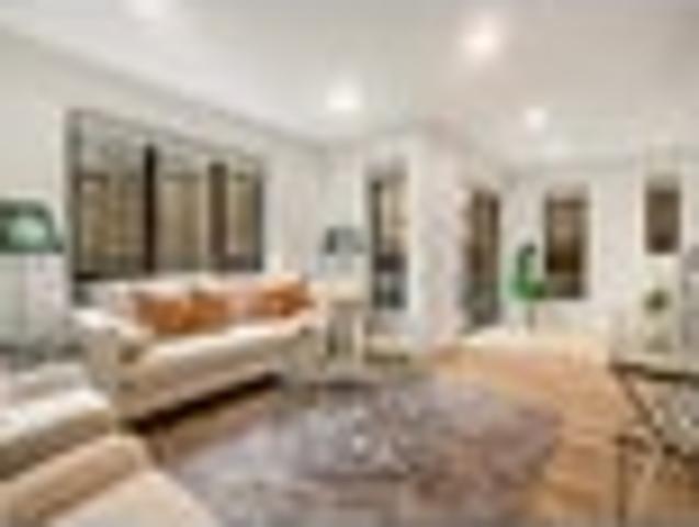 Townhouse for sale in Wairau Valley