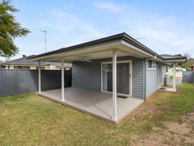 House for rent in Cambridge Park, Sydney