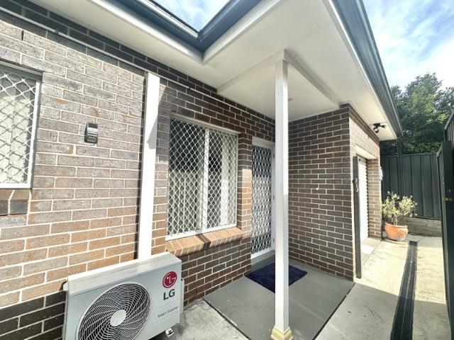 House for rent in Seven Hills, Sydney