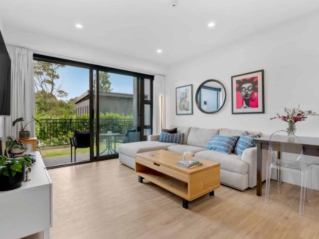 Apartment for rent in Point England, Oroua County