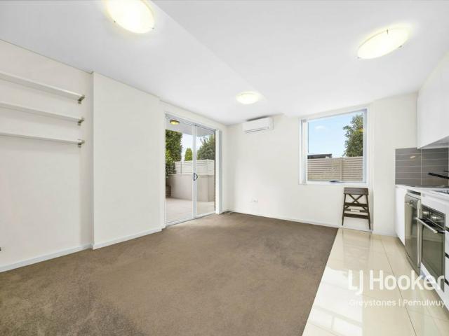 Apartment for rent in Mays Hill, Sydney