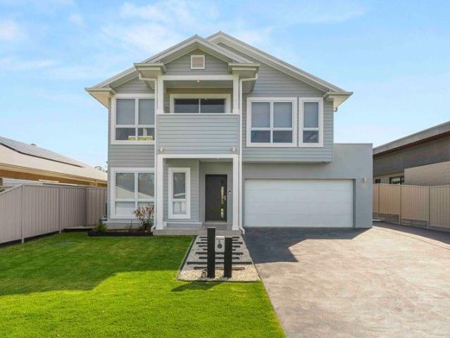 House for sale in Sussex Inlet, New South Wales