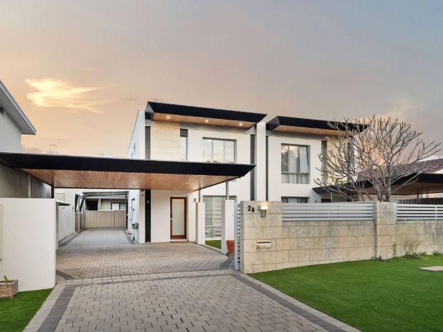 House for sale in Ardross, Western Australia