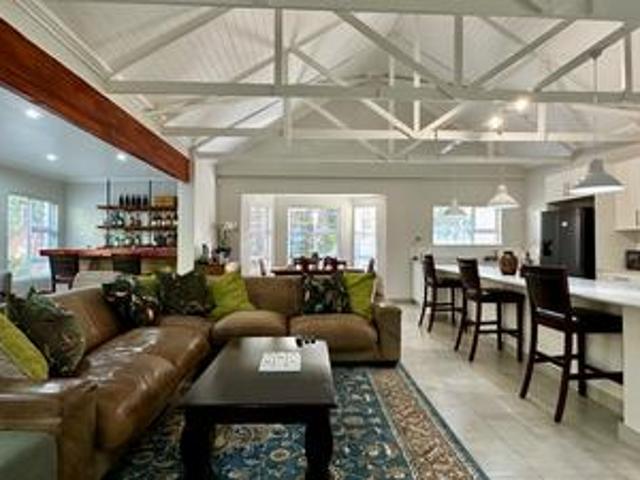 House for sale in Hilton House for sale in Hilton