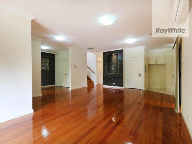 Townhouse for rent in Camerons Creek, Victoria