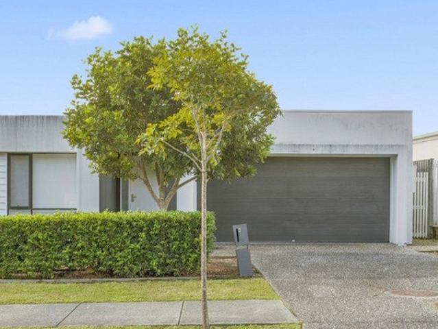 House for sale in Fernbrook, Queensland