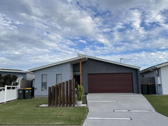 House for sale in Beaconsfield