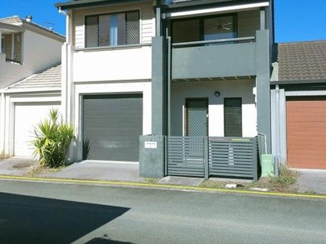 House for sale in Fitzgibbon