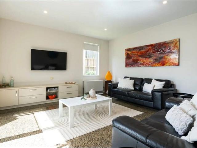 Townhouse for rent in Ocean Grove, Victoria