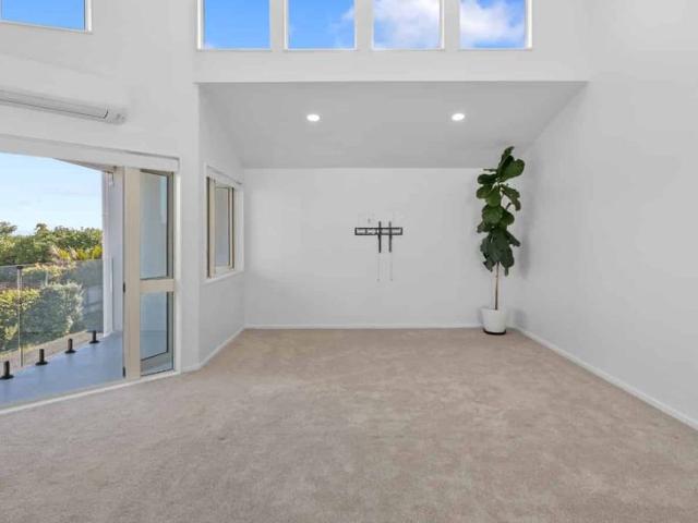 Townhouse for rent in Auckland, Oroua County
