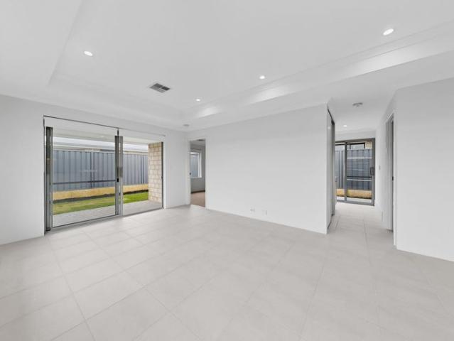 House for rent in Champion Lakes, Western Australia