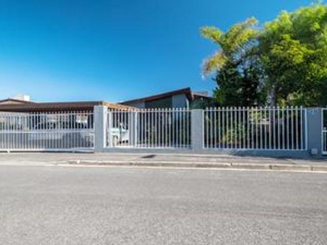 House for sale in Parow, Western Cape