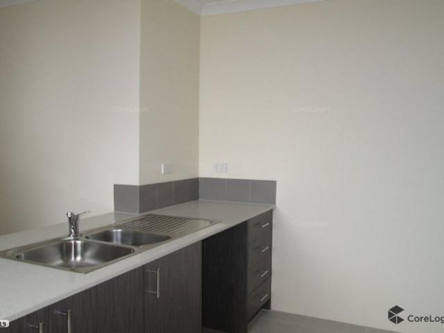 House for rent in Cloverdale, Western Australia