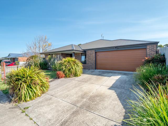 House for rent in Dalyston, Victoria