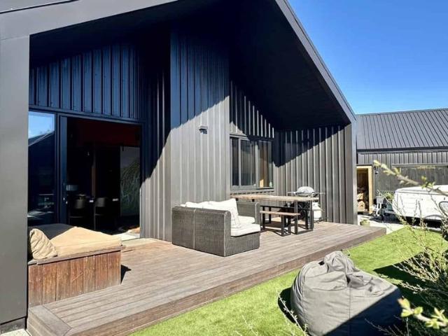 House for rent in Otakou