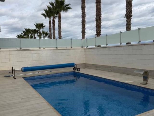 Casa en alquiler en Las Monserratinas, el Baix Segura / La Vega Baja