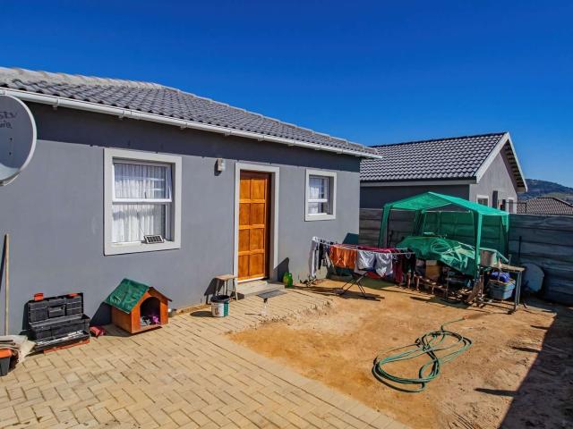 House for rent in Onverwacht, Western Cape