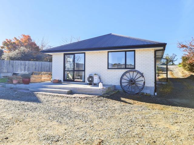 Apartment for rent in Otakou