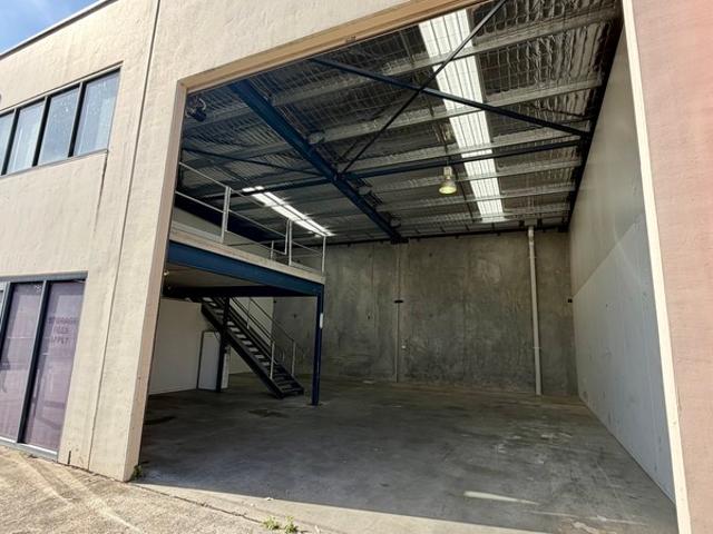 Warehouse for rent in Wyong, New South Wales