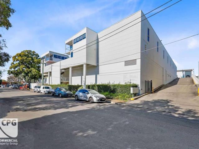 Warehouse for rent in Sutherland, New South Wales